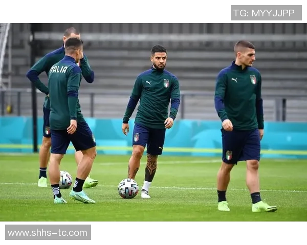 意大利足球明星华丽西装亮相引发时尚潮流热议 意大利足球明星华丽西装亮相引发时尚潮流热议